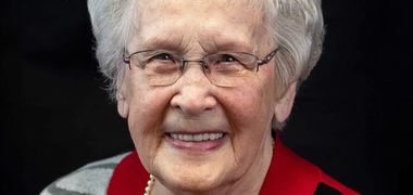 Mme Olivette Bussières MAILHOT