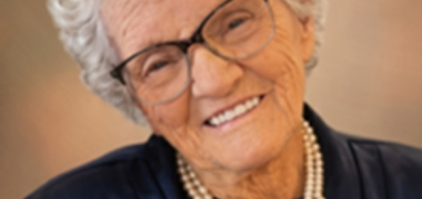 Mme Lucie Julien