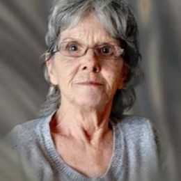 Photo of Yvonne Dumais, obituary