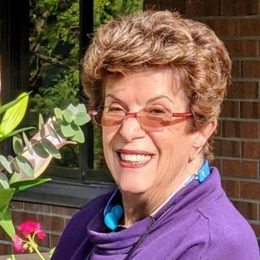 KCqA1DLzgUraLLvhxOiwQvFWCZxwTnkXymymMuc1