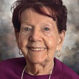 Photo of Éliane Plamondon, obituary in Donnacona