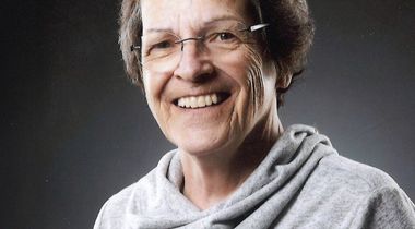 Louise Perron PERRON