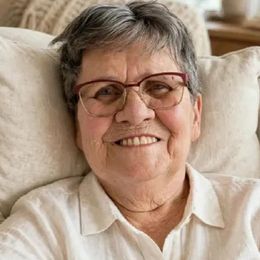 Photo of Jeaninne Desrochers, obituary