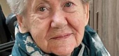 Mme Cécile-Rita Sauvé Paquette
