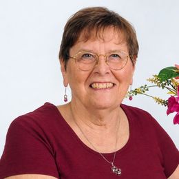 Photo de Lise Hébert, avis de décès à Saint-Jean-sur-Richelieu