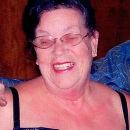 Photo de Betty L. Lacik, avis de décès à Grenville