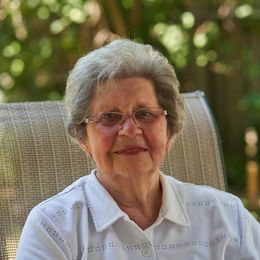 Photo of Claudette Meloche, obituary